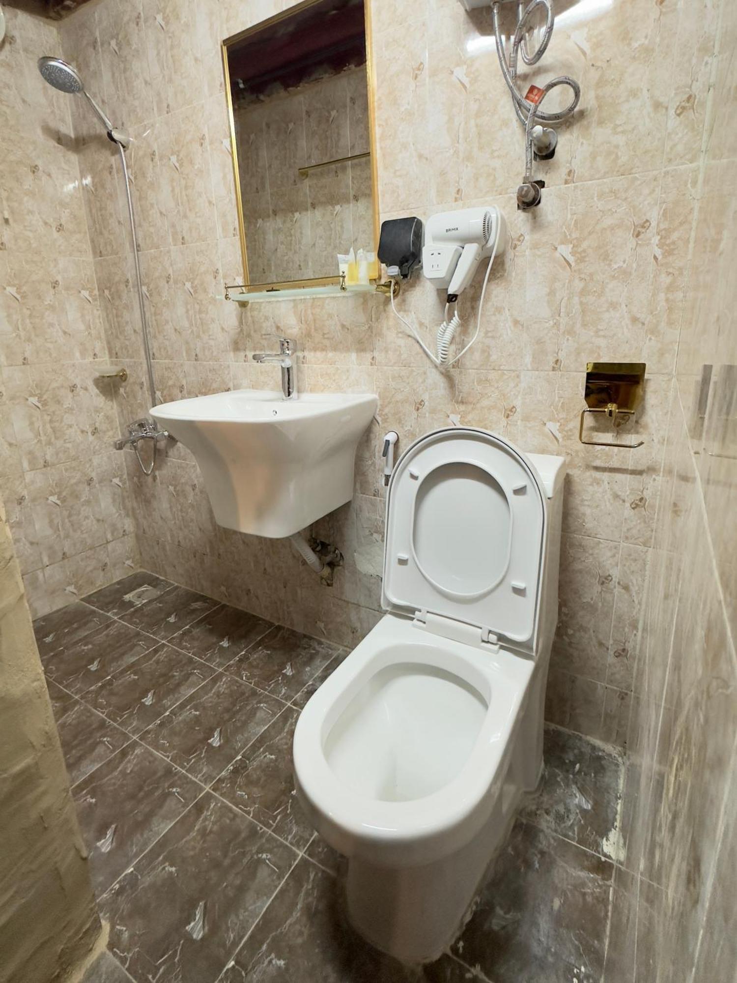 Al Hamra Heritage Inn Стая снимка